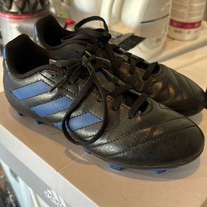 Adidas soccer cleats size 3.5Y